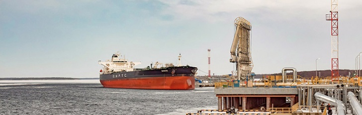 Осуществлена погрузка самой крупной за всю историю существования порта Приморск партии дизельного топлива.
