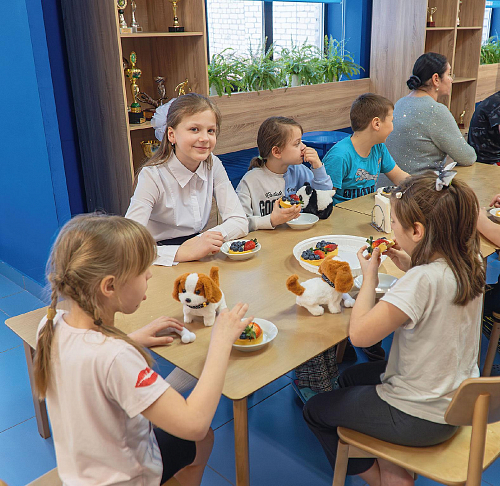 Волонтеры «Транснефти» навестили подопечных детских домов