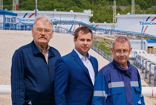 Крепче за баранку…