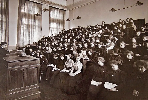 Преданные науке